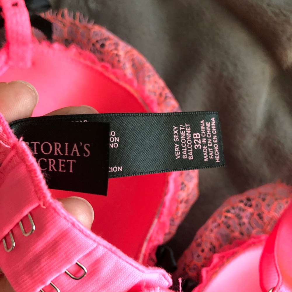 Bra - Picture 6 of 6